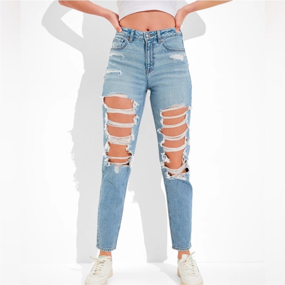 AE Distressed Mom Jean